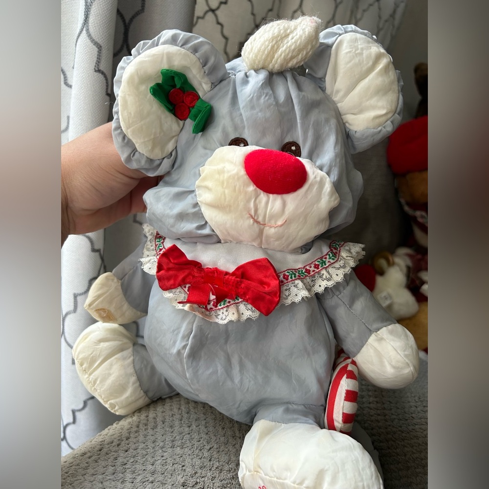 Fisher Price Christmas Grey Mouse Pufflump with candy cane Toy Mice Plush